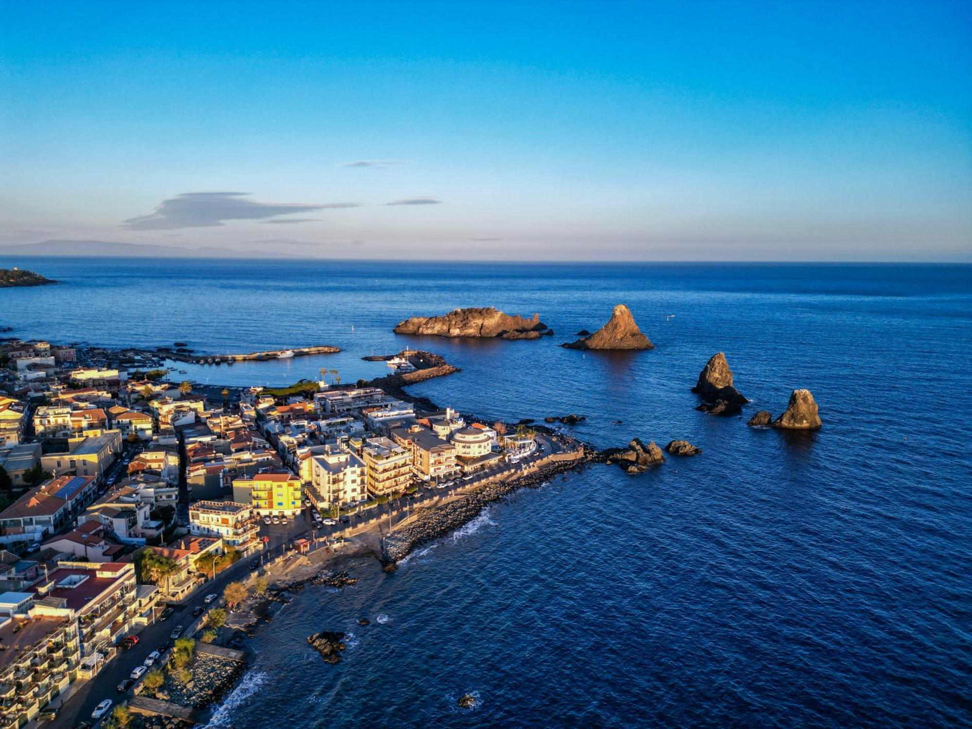 Grand Hotel Faraglioni Aci Trezza Exterior foto